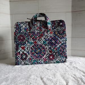 Vera Bradley Iconic Grand Hanging Travel Organizer Read Description